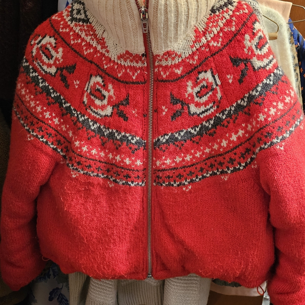 Blank Nyc Red Patterned Puffer Jacket - image 2